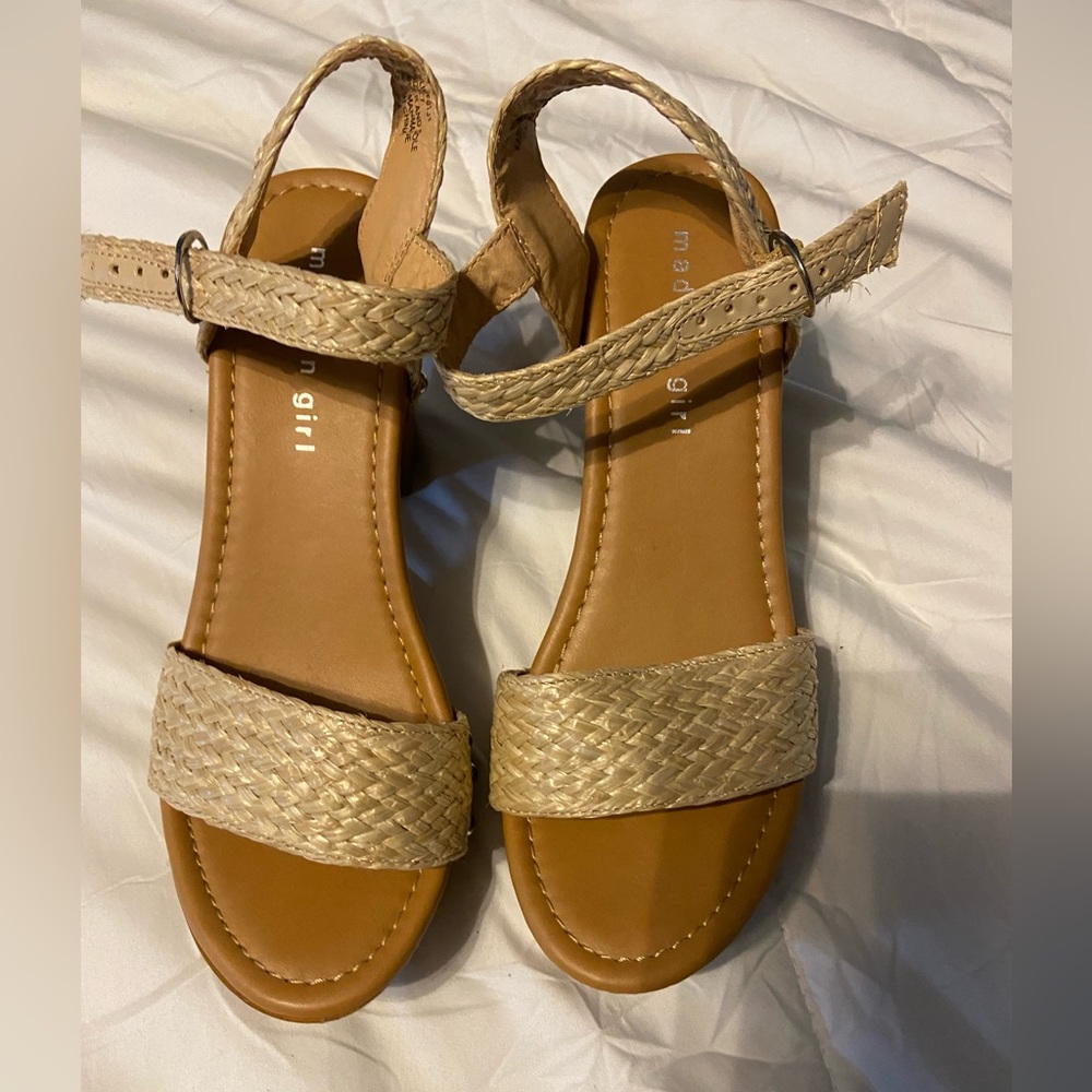 Madden girl high heel shoes. tan/ cream. size 7 - 7 1/2